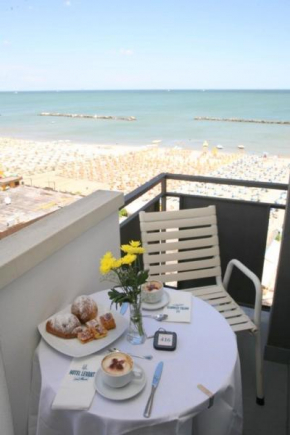 Отель Hotel Levante Sul Mare  Лидо Дель Савио